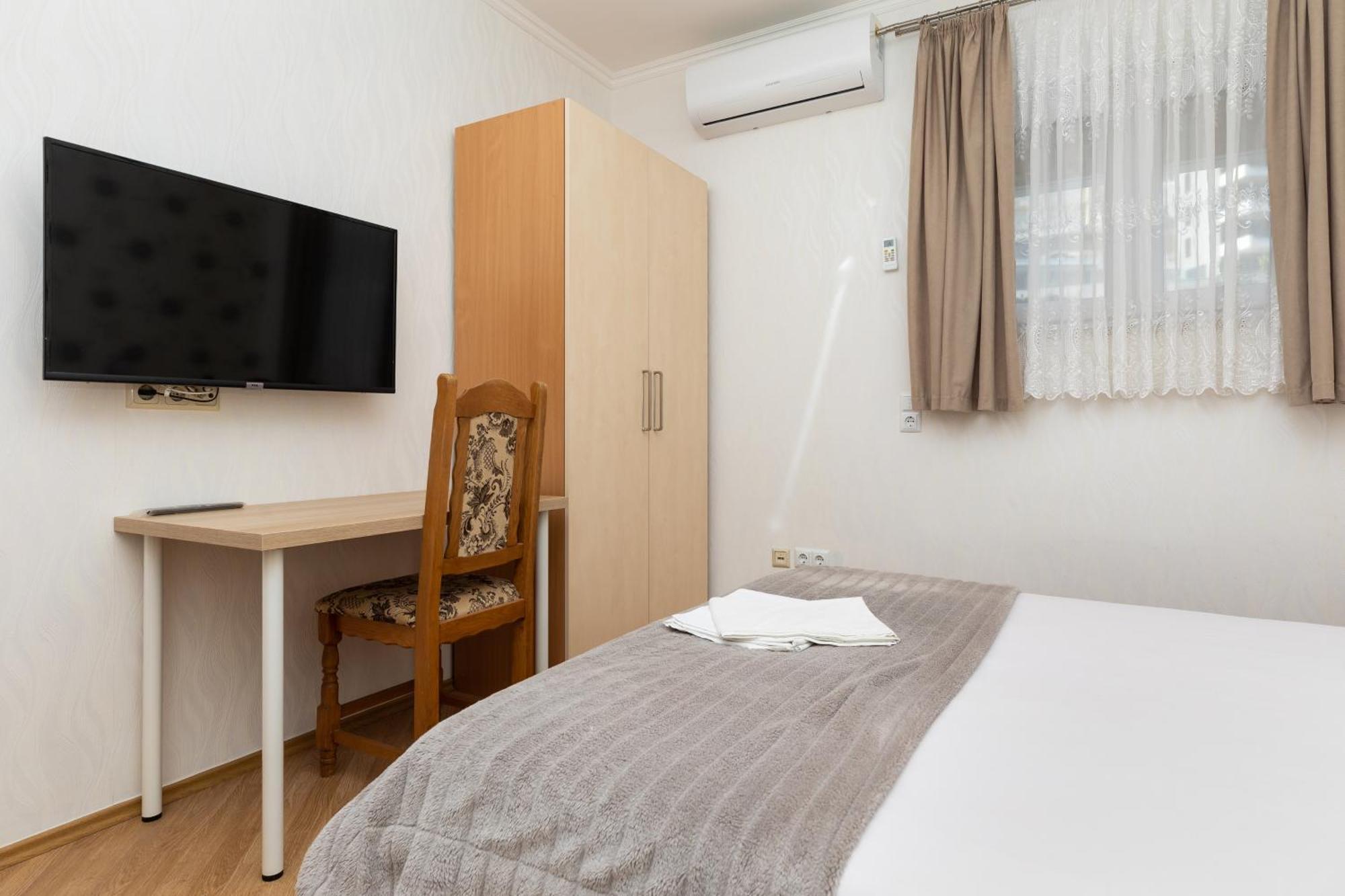Apartments By The Sea Duce, Omis - 5973 Rom bilde
